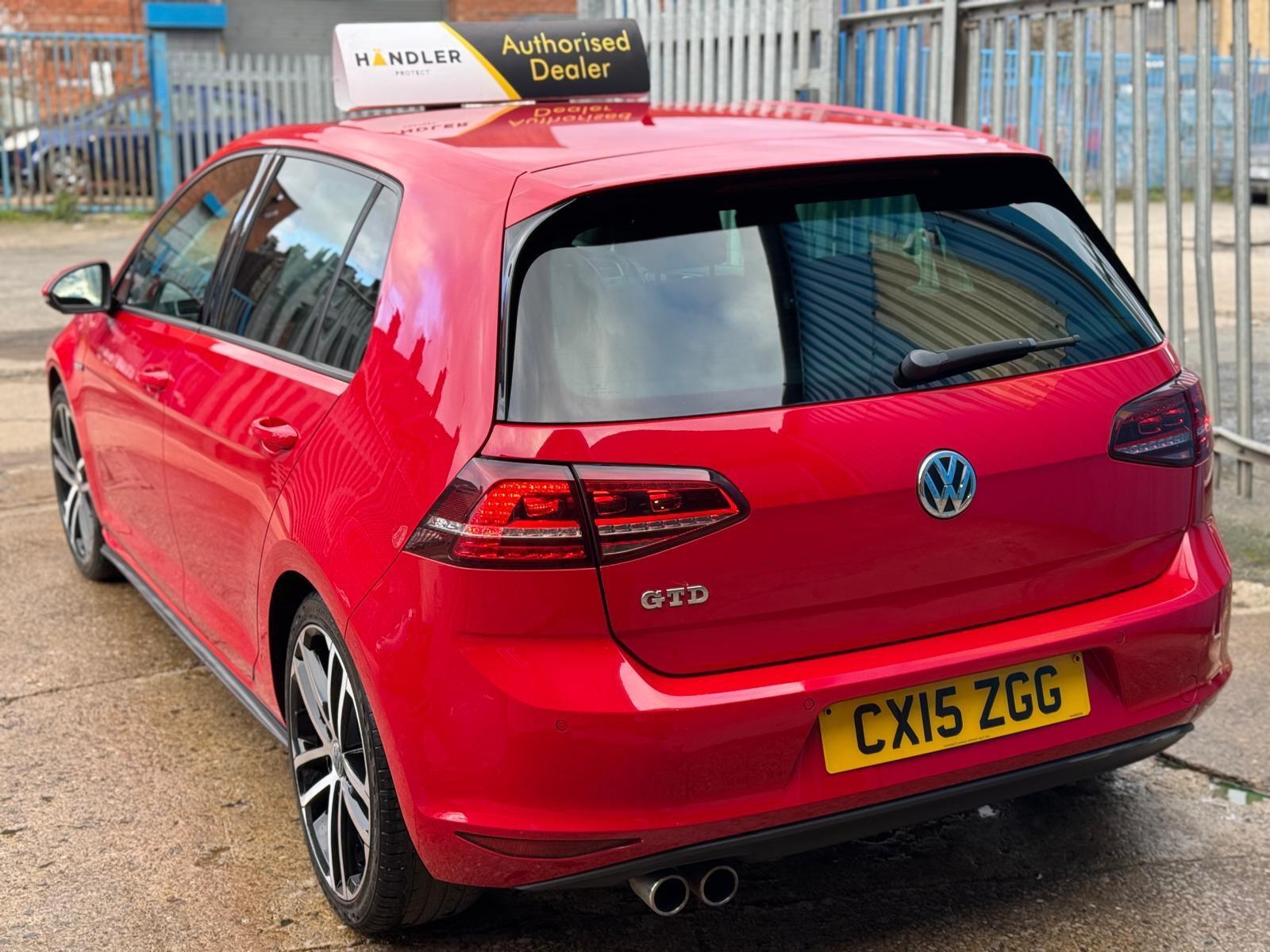 Volkswagen Golf - Image 17