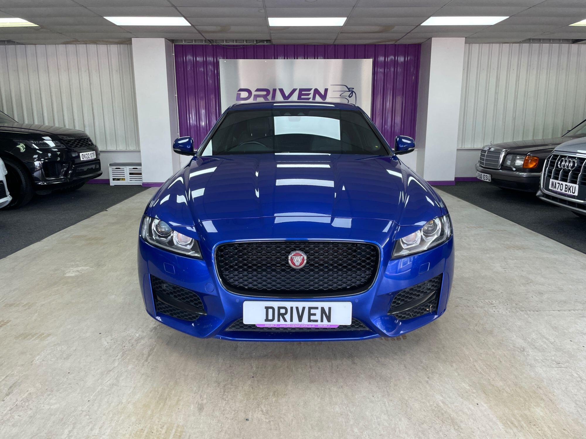 Jaguar XF - Image 3