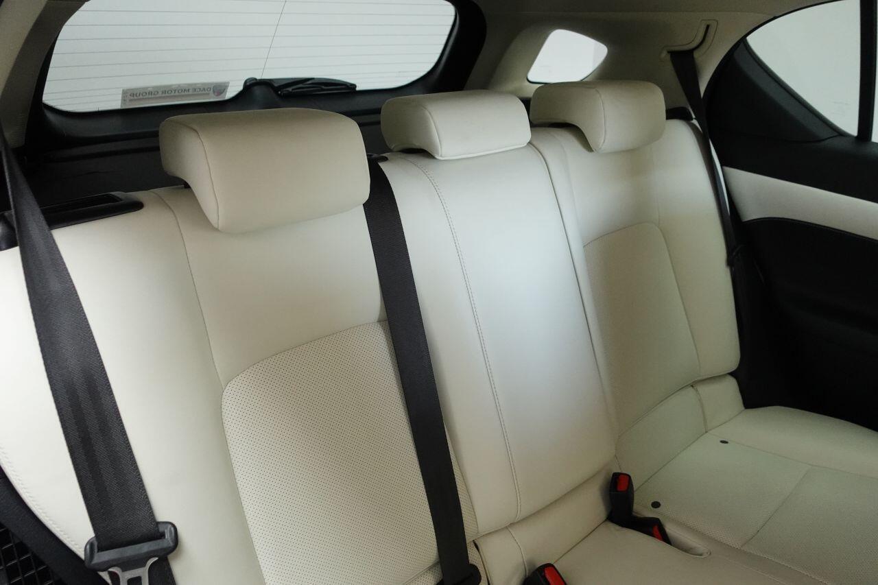 Lexus CT - Image 18