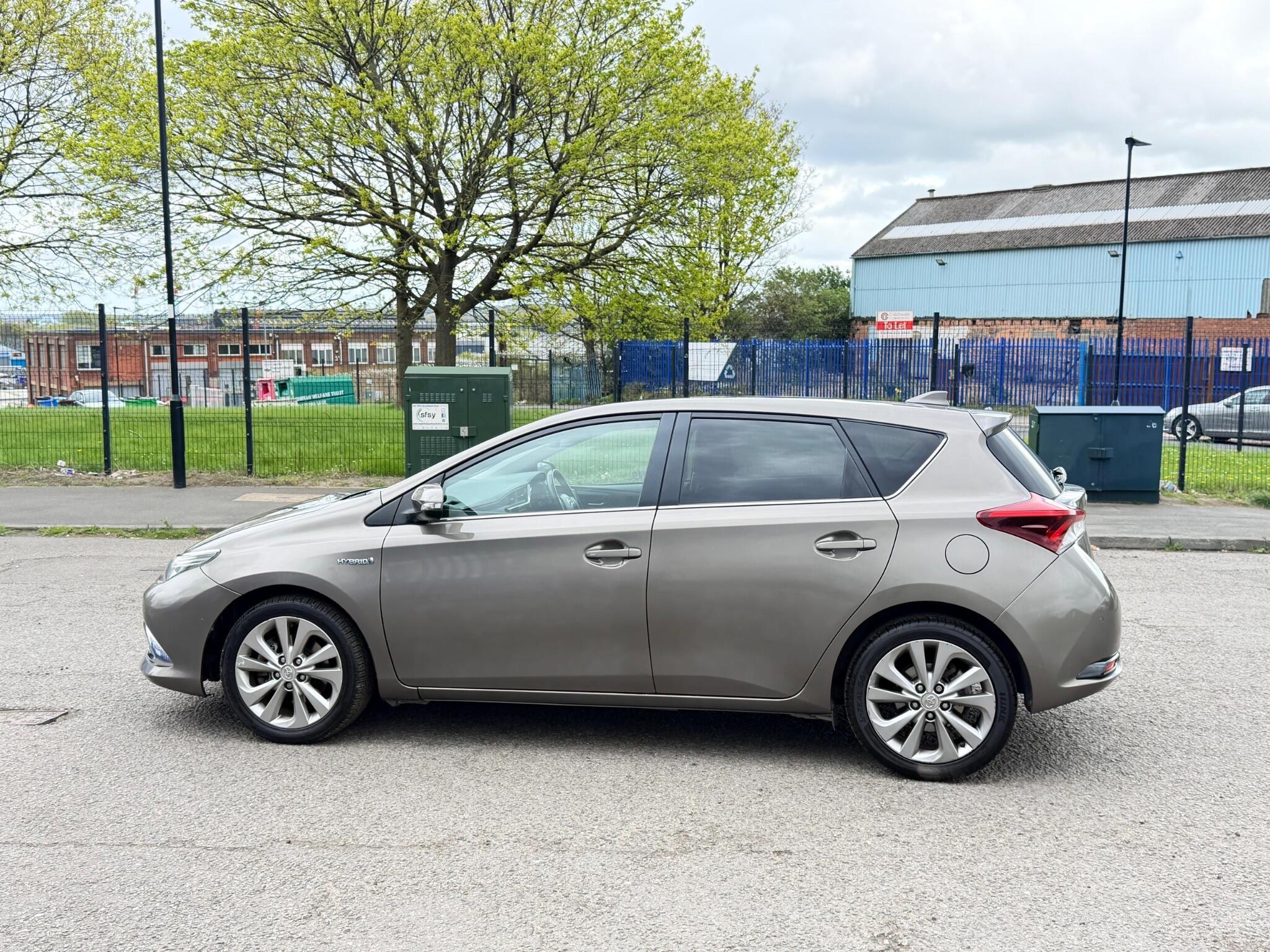 Toyota Auris - Image 4