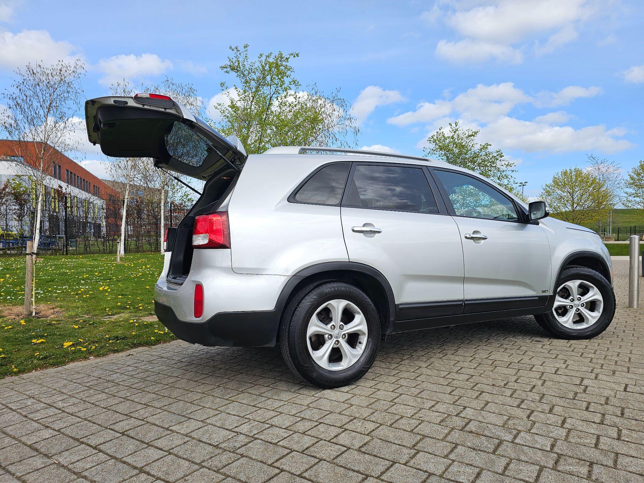 Kia Sorento - Image 10
