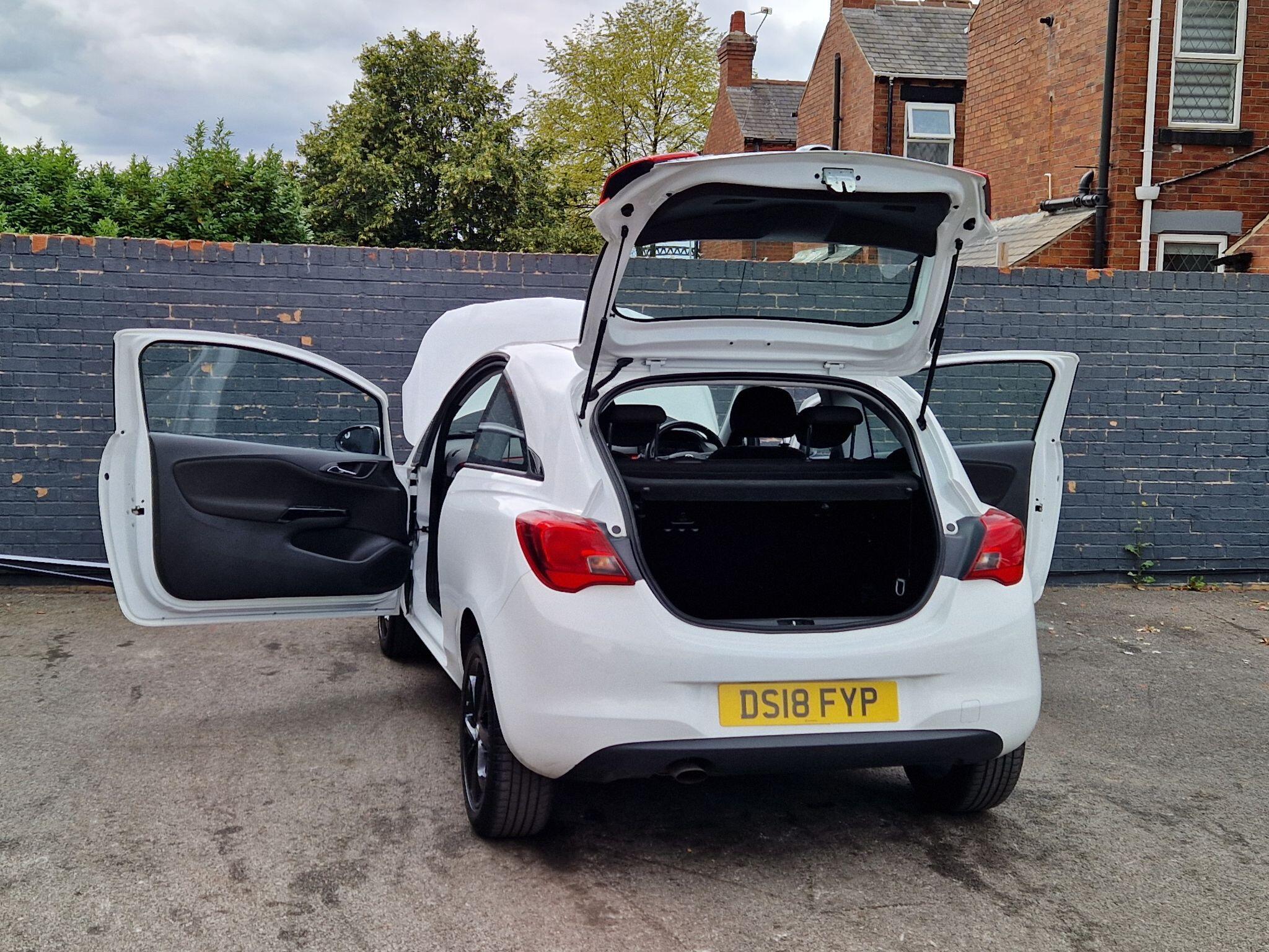 Vauxhall Corsa - Image 19