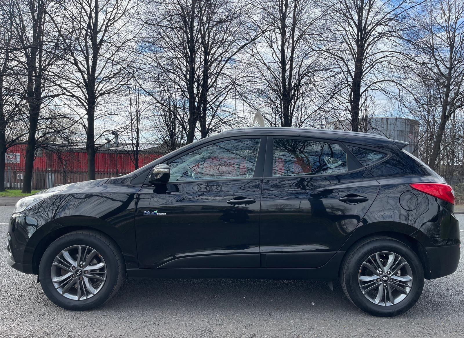 Hyundai ix35 - Image 2