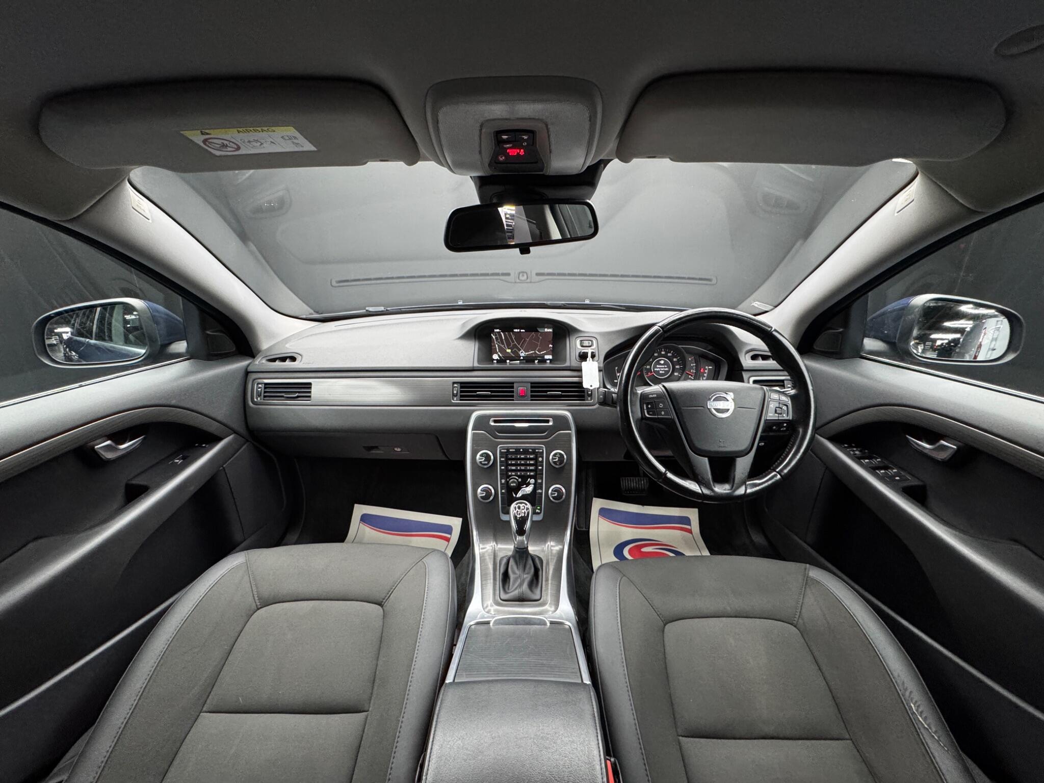 Volvo V70 - Image 16