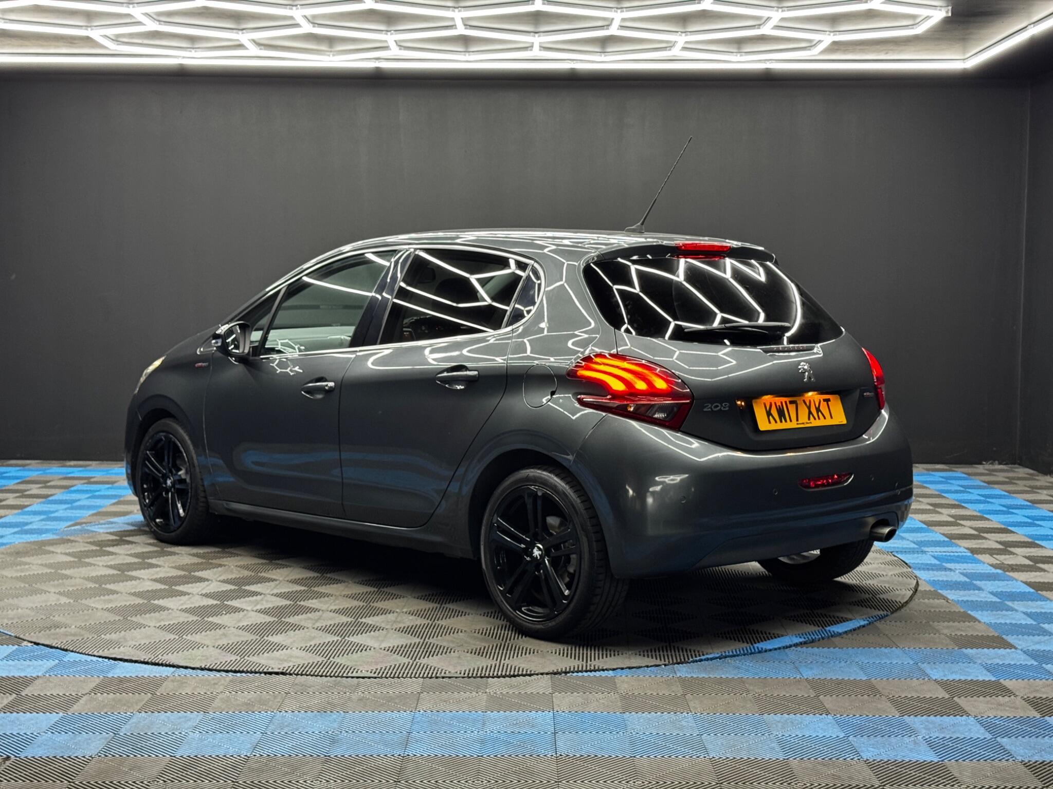 Peugeot 208 - Image 7