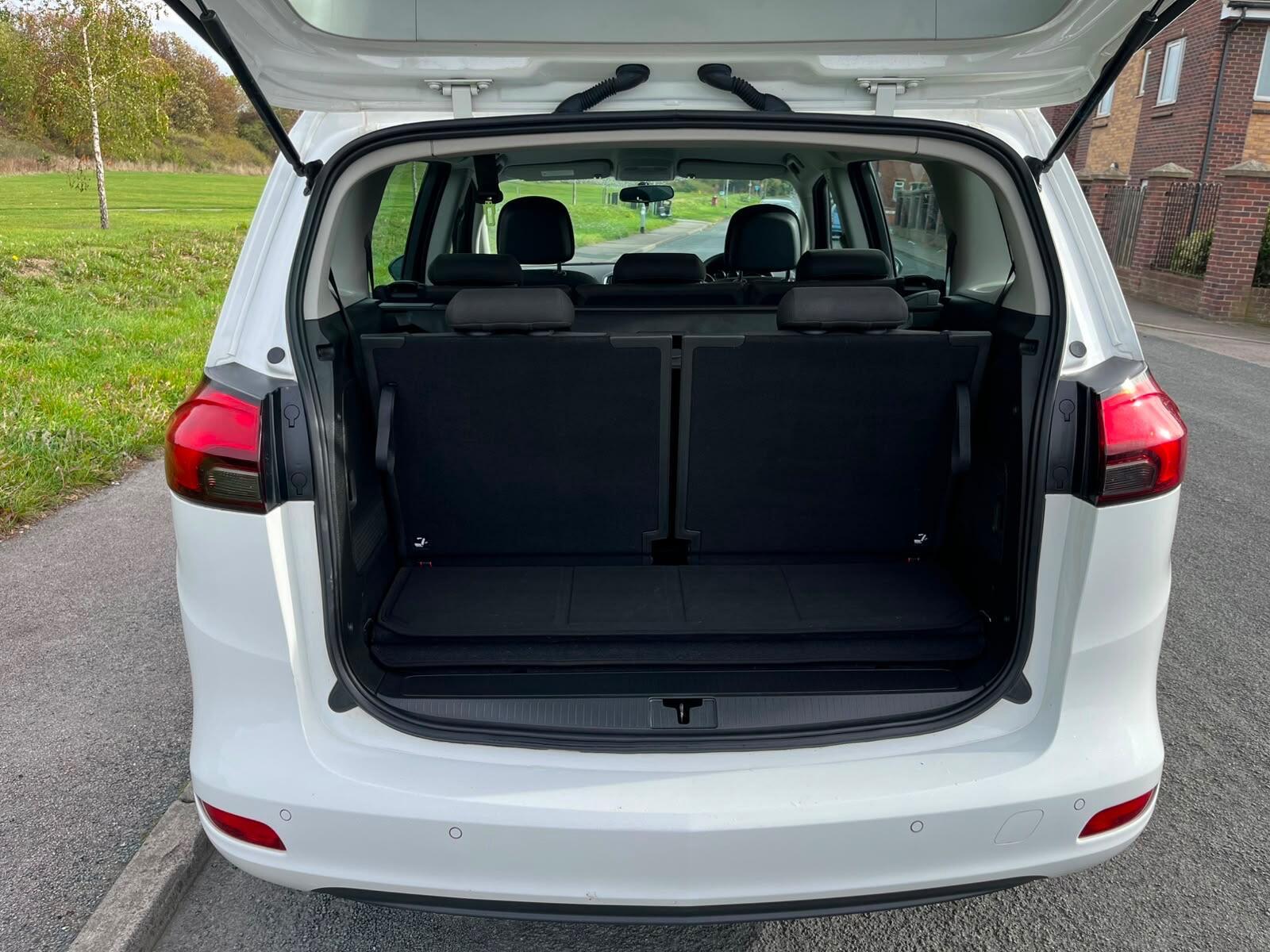 Vauxhall Zafira Tourer - Image 13