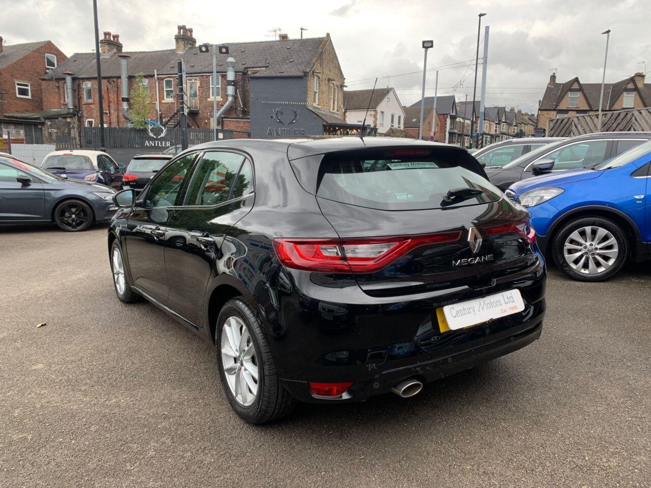 Renault Megane - Image 7
