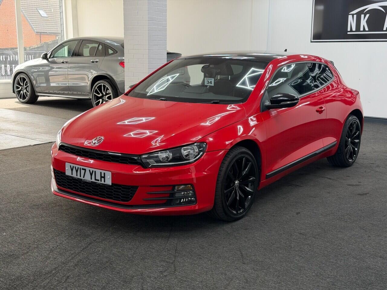 Volkswagen Scirocco - Image 8