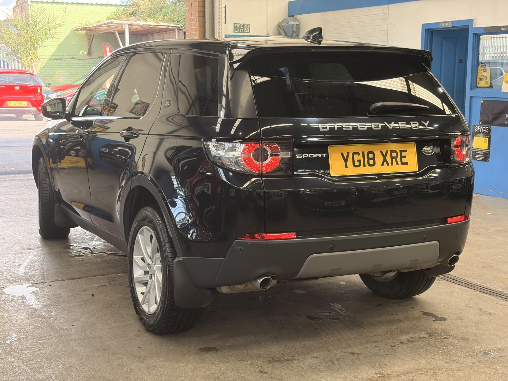 Land Rover DISCOVERY SPORT - Image 5