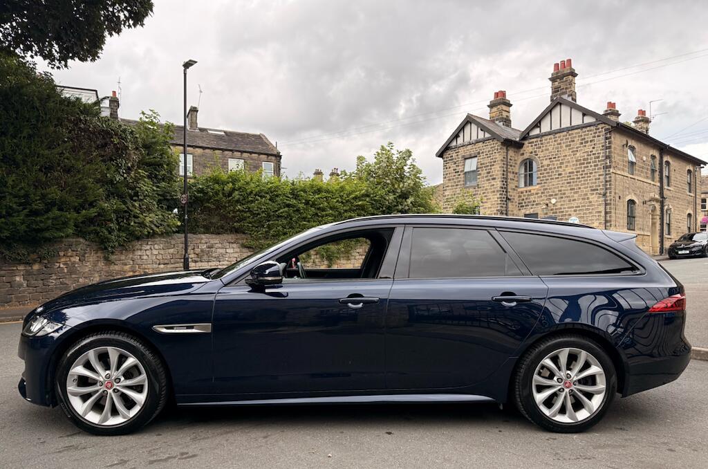 Jaguar XF - Image 9