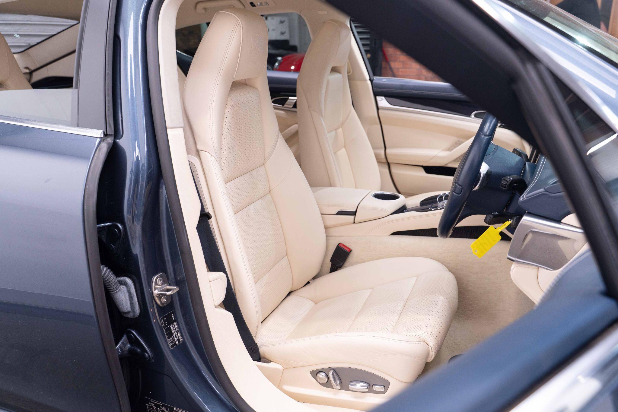 Porsche Panamera - Image 56