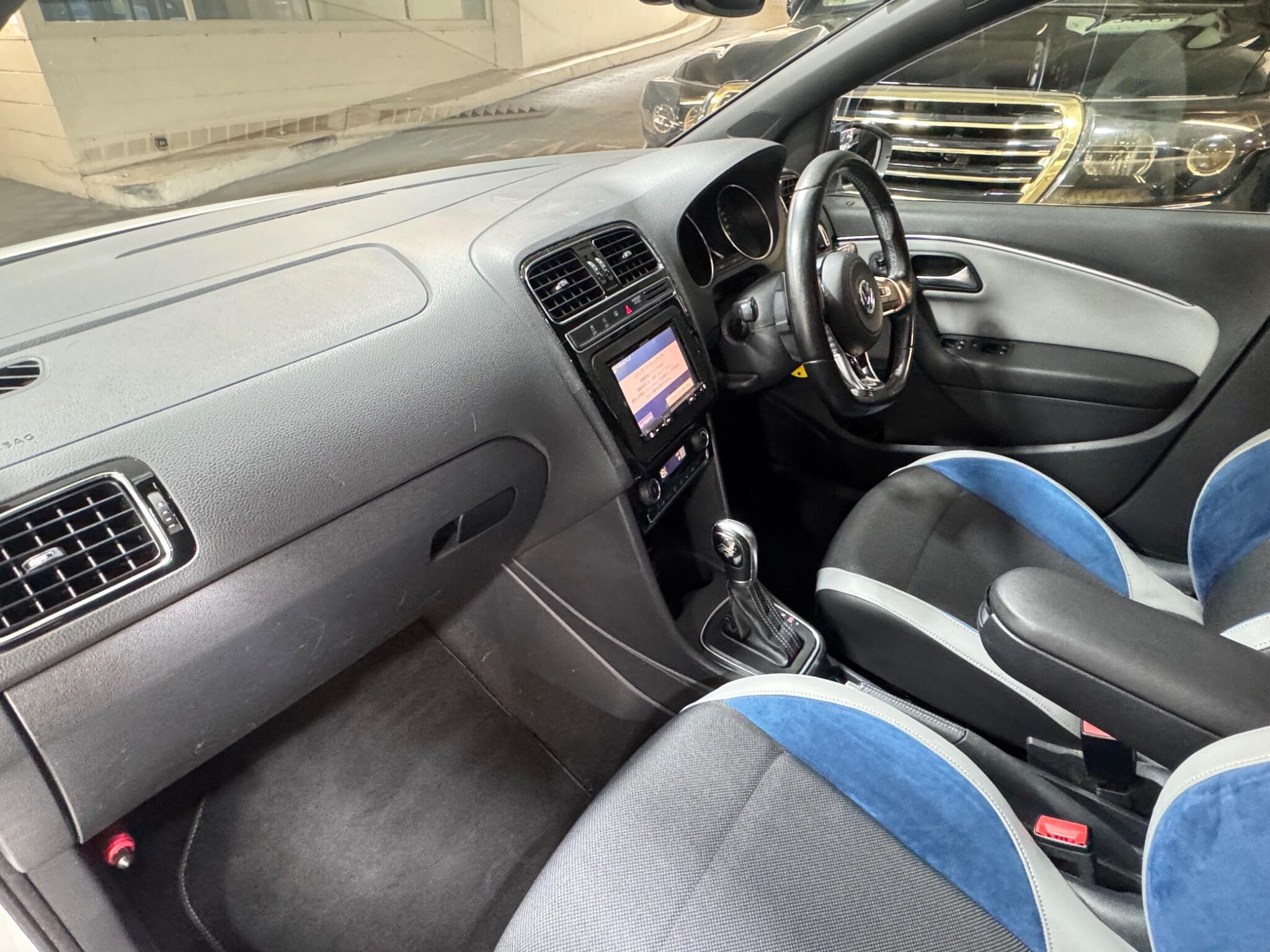 Volkswagen Polo - Image 10