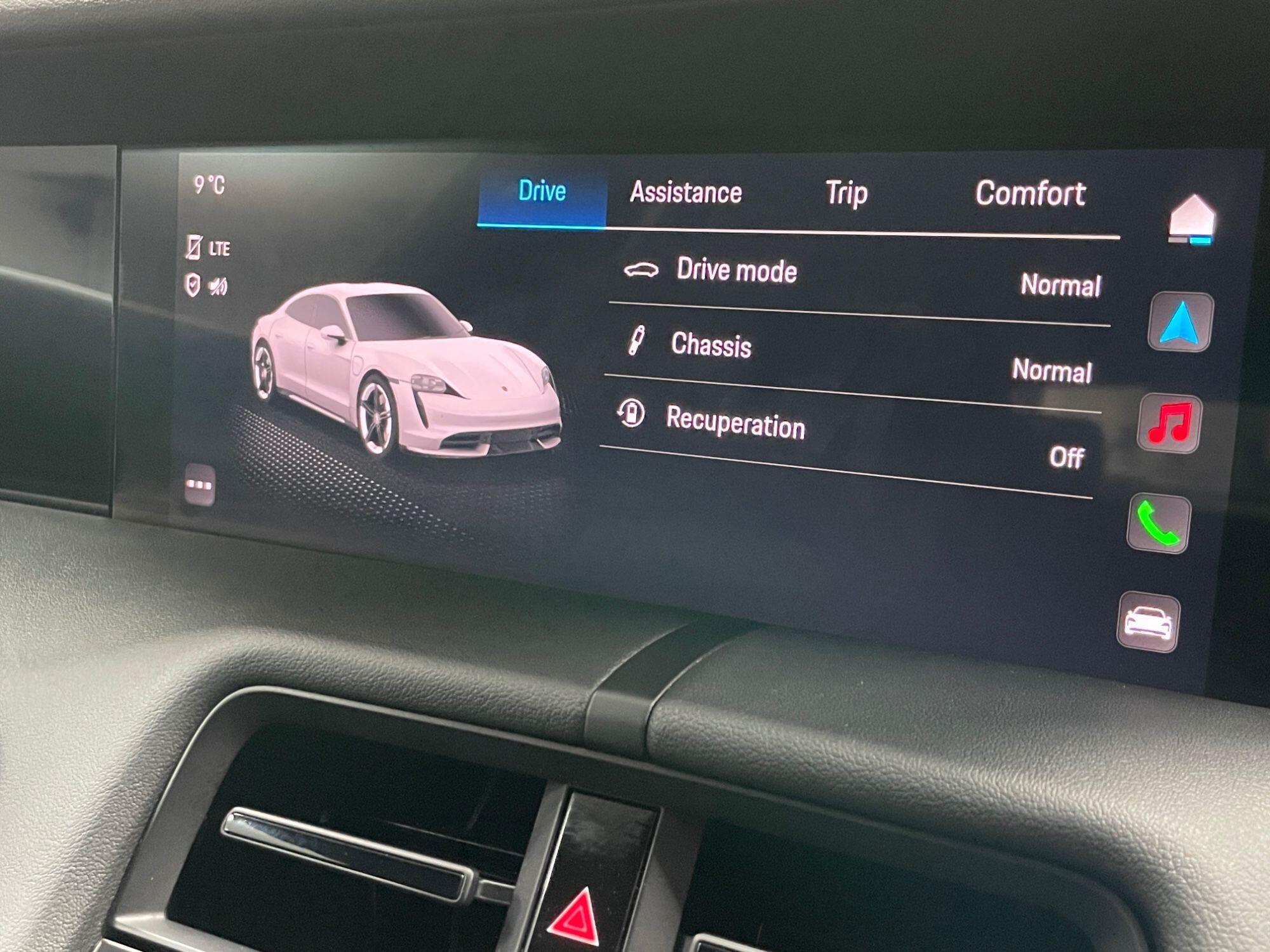 Porsche Taycan - Image 46