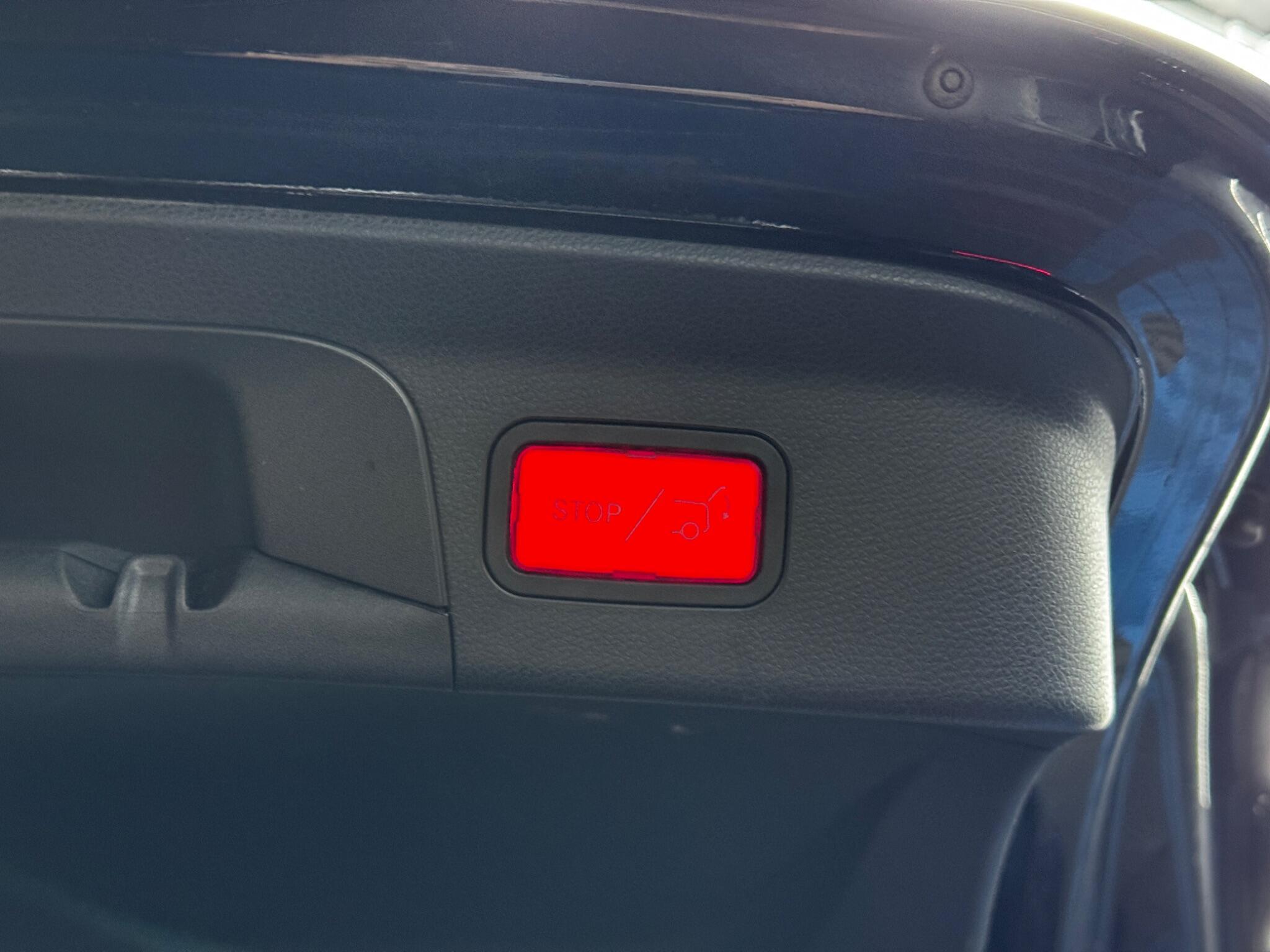 Mercedes GLC - Image 39