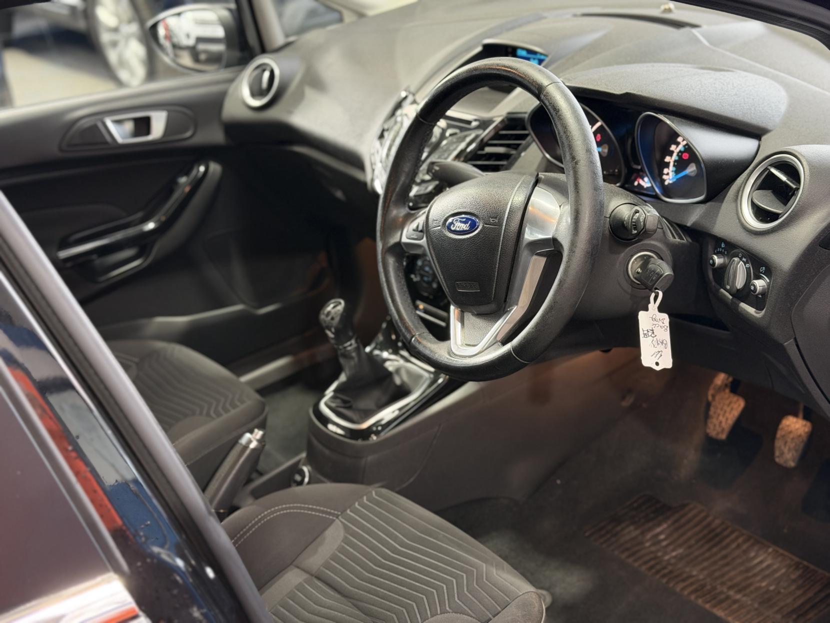 Ford Fiesta - Image 20