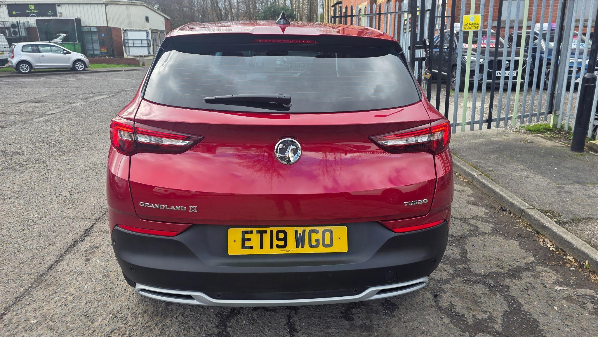 Vauxhall Grandland X - Image 12