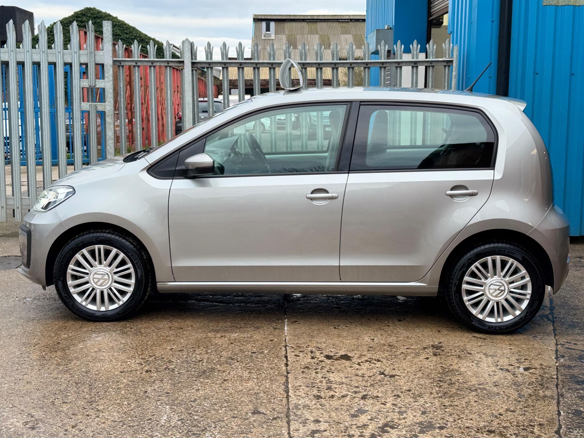 Volkswagen up! - Image 19