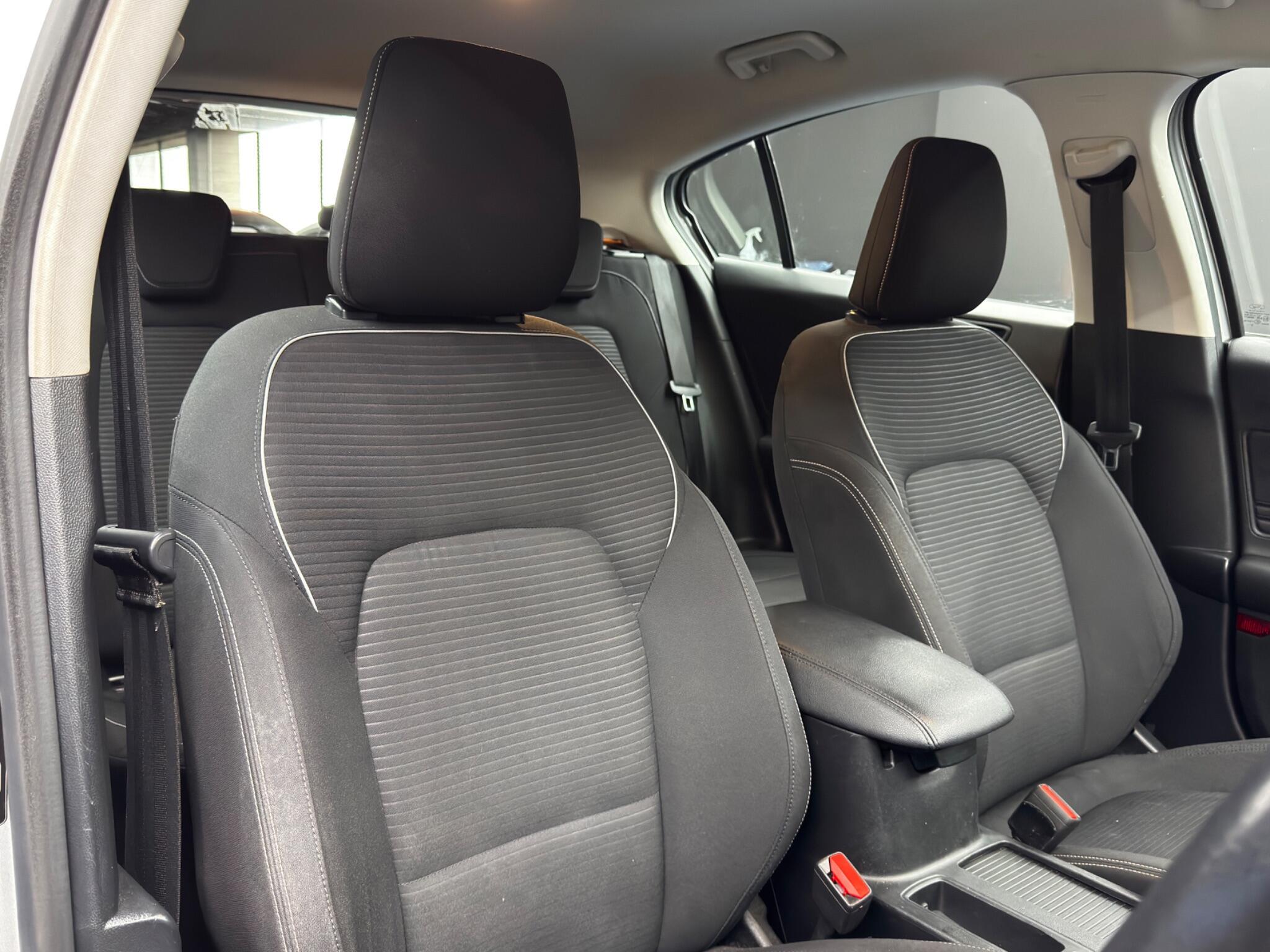 Ford Focus - Image 14