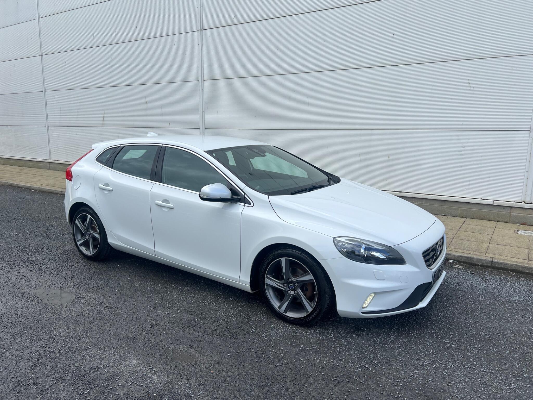Volvo V40 - Image 33