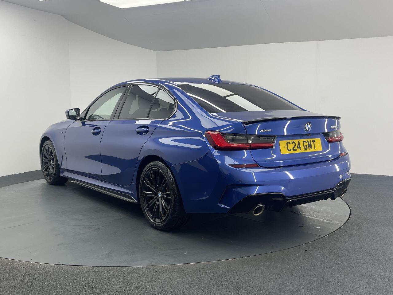 BMW 3 Series - Image 10