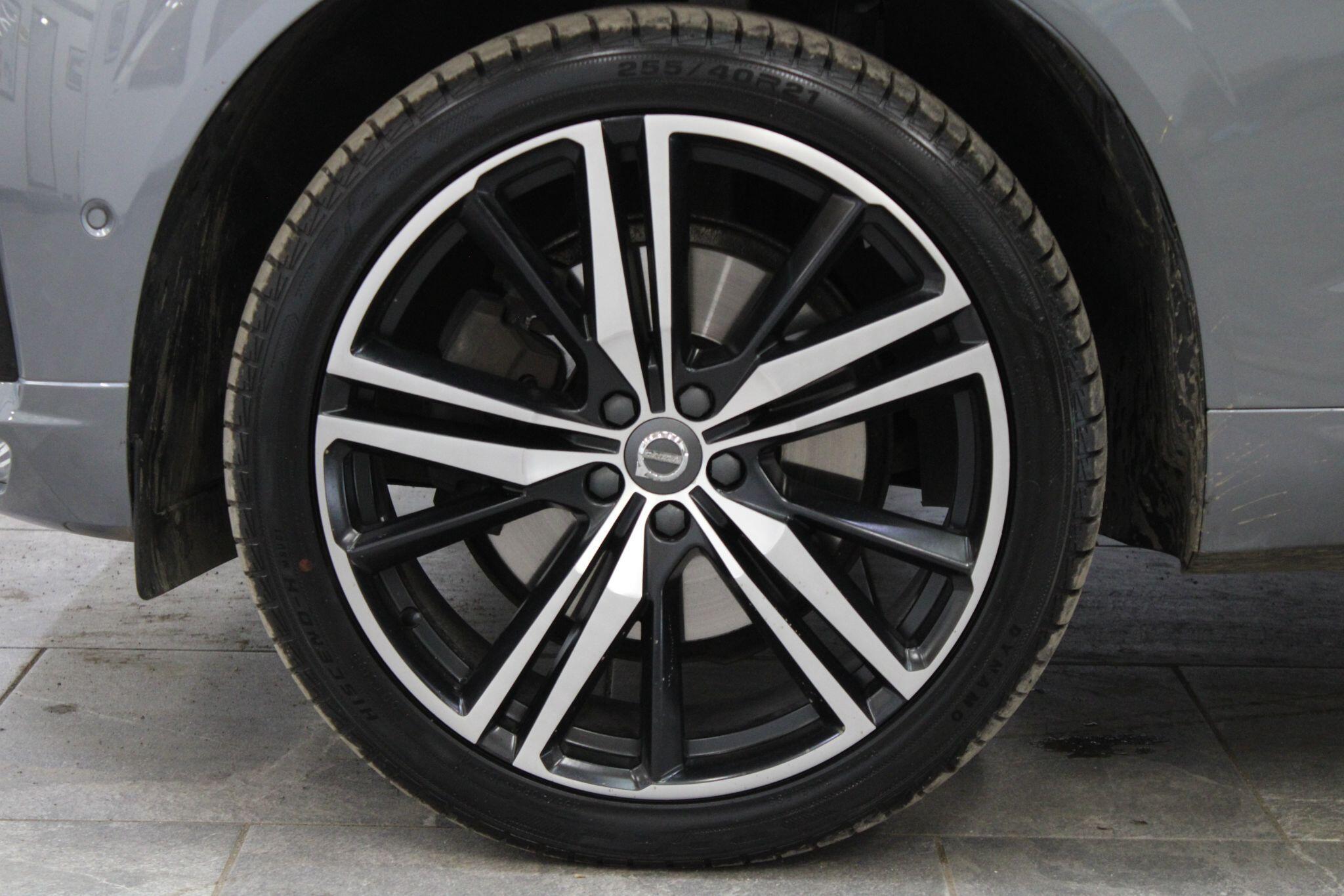 Volvo XC60 - Image 26