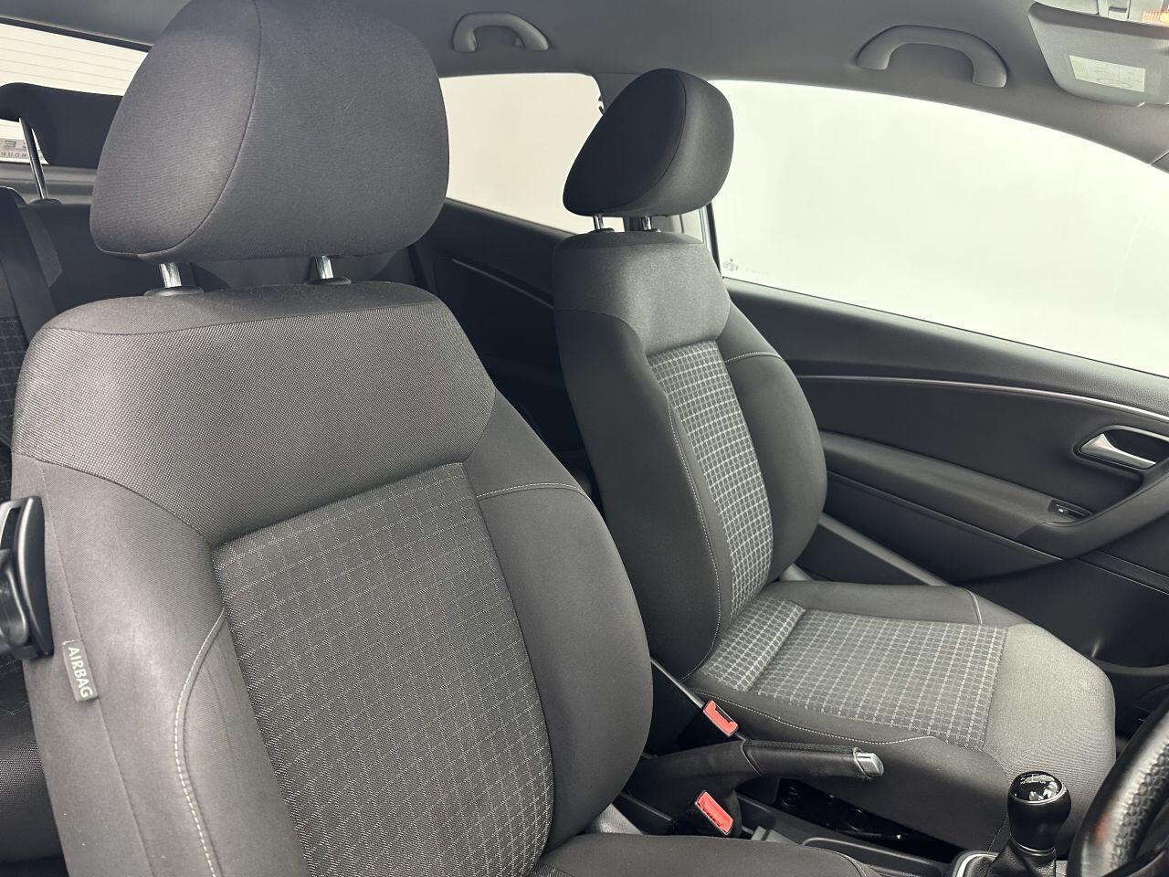 Volkswagen Polo - Image 4