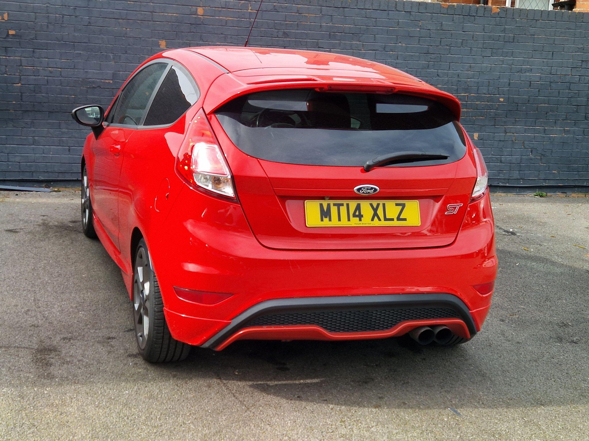 Ford Fiesta - Image 11