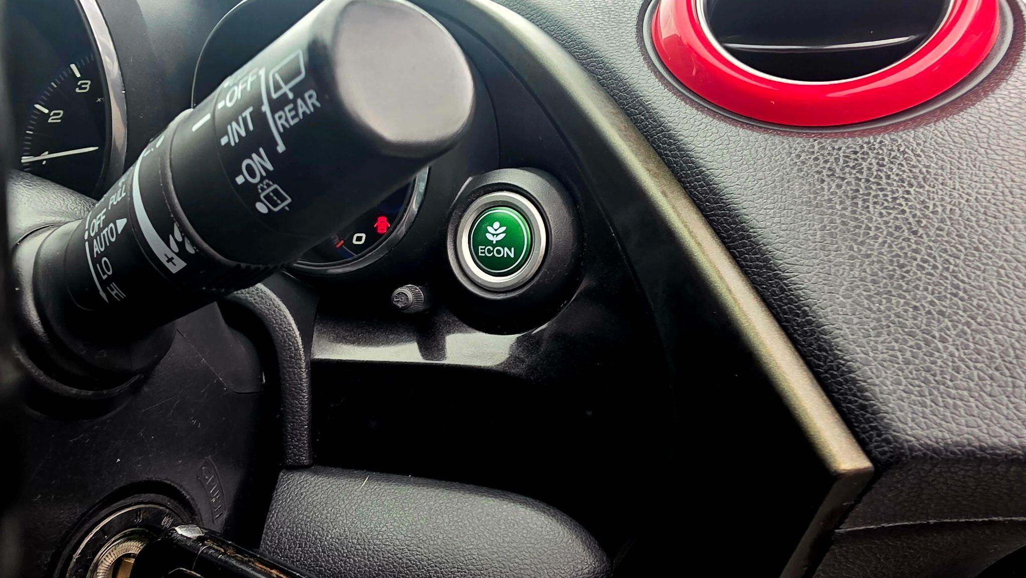 Honda Civic - Image 25