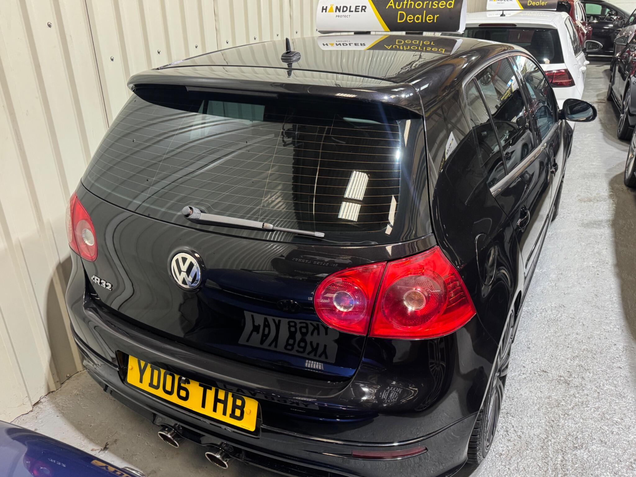 Volkswagen Golf - Image 13
