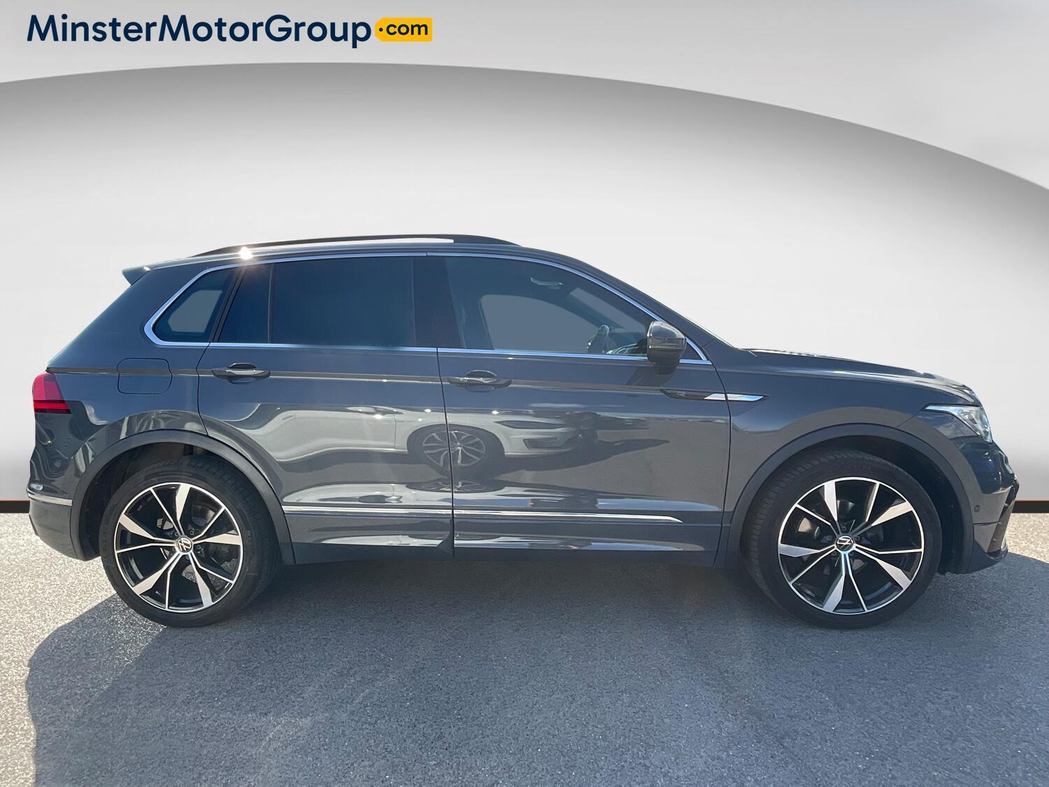 Volkswagen Tiguan - Image 2