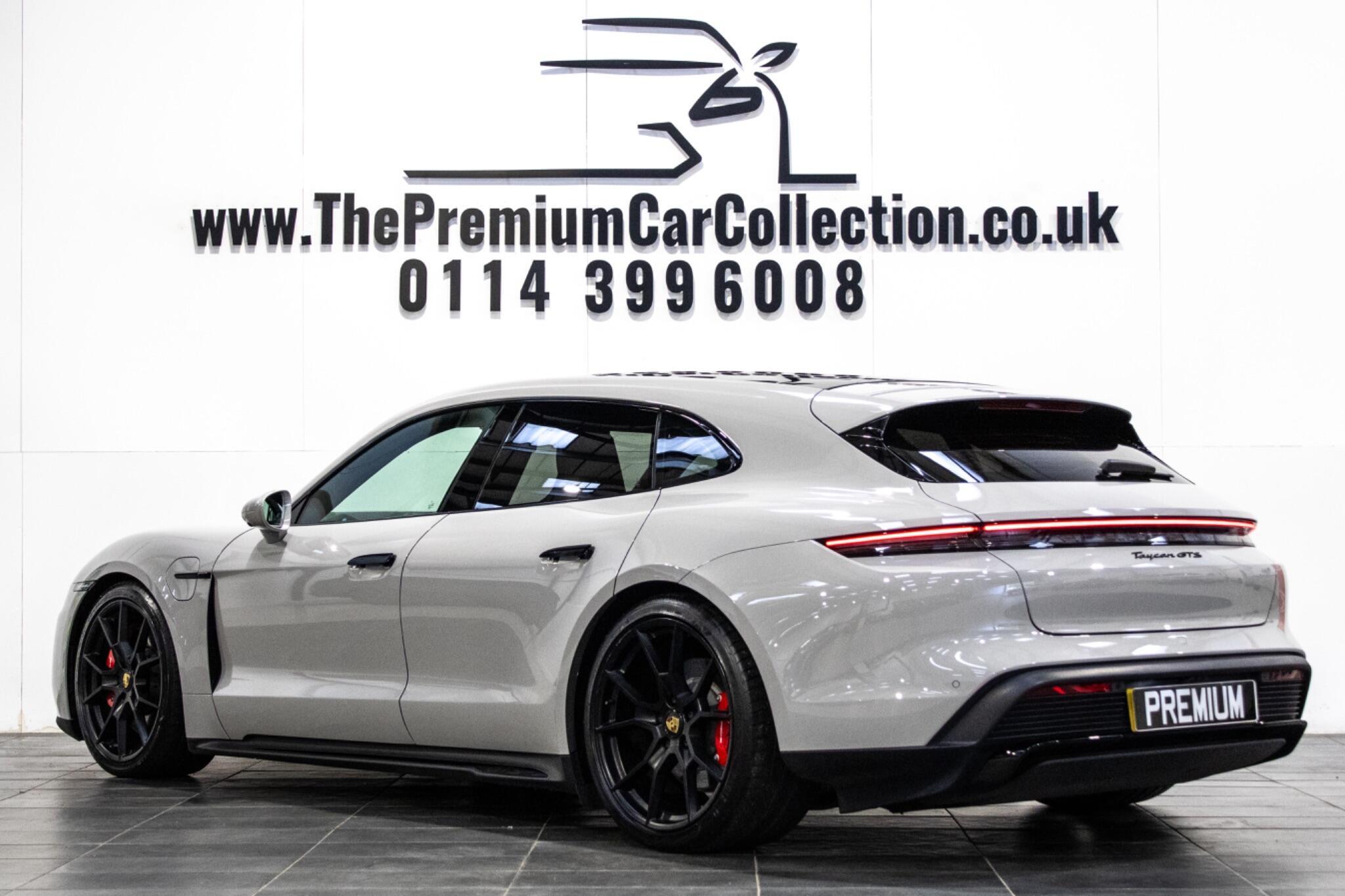 Porsche Taycan - Image 6