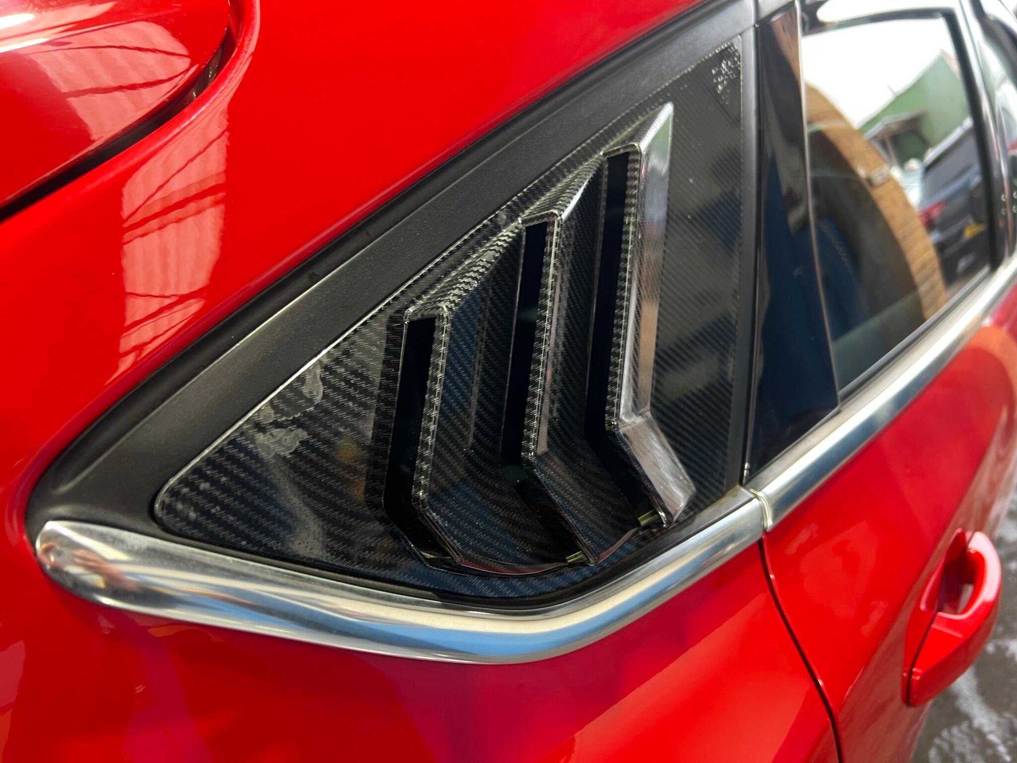 Ford Focus - Image 11