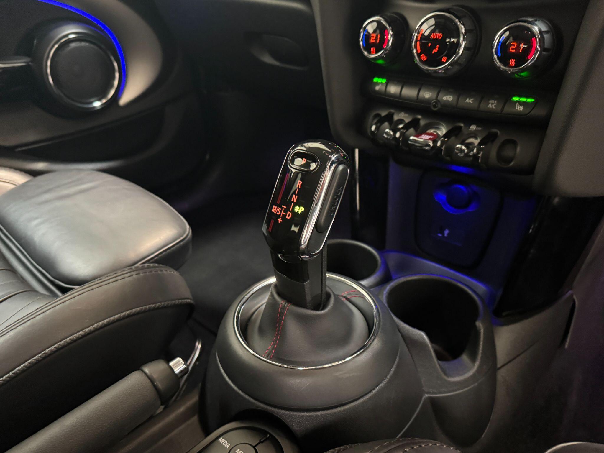 MINI Hatch - Image 46