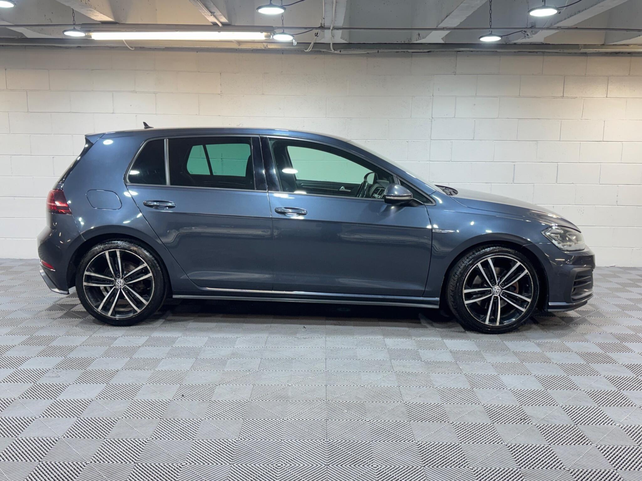 Volkswagen Golf - Image 5