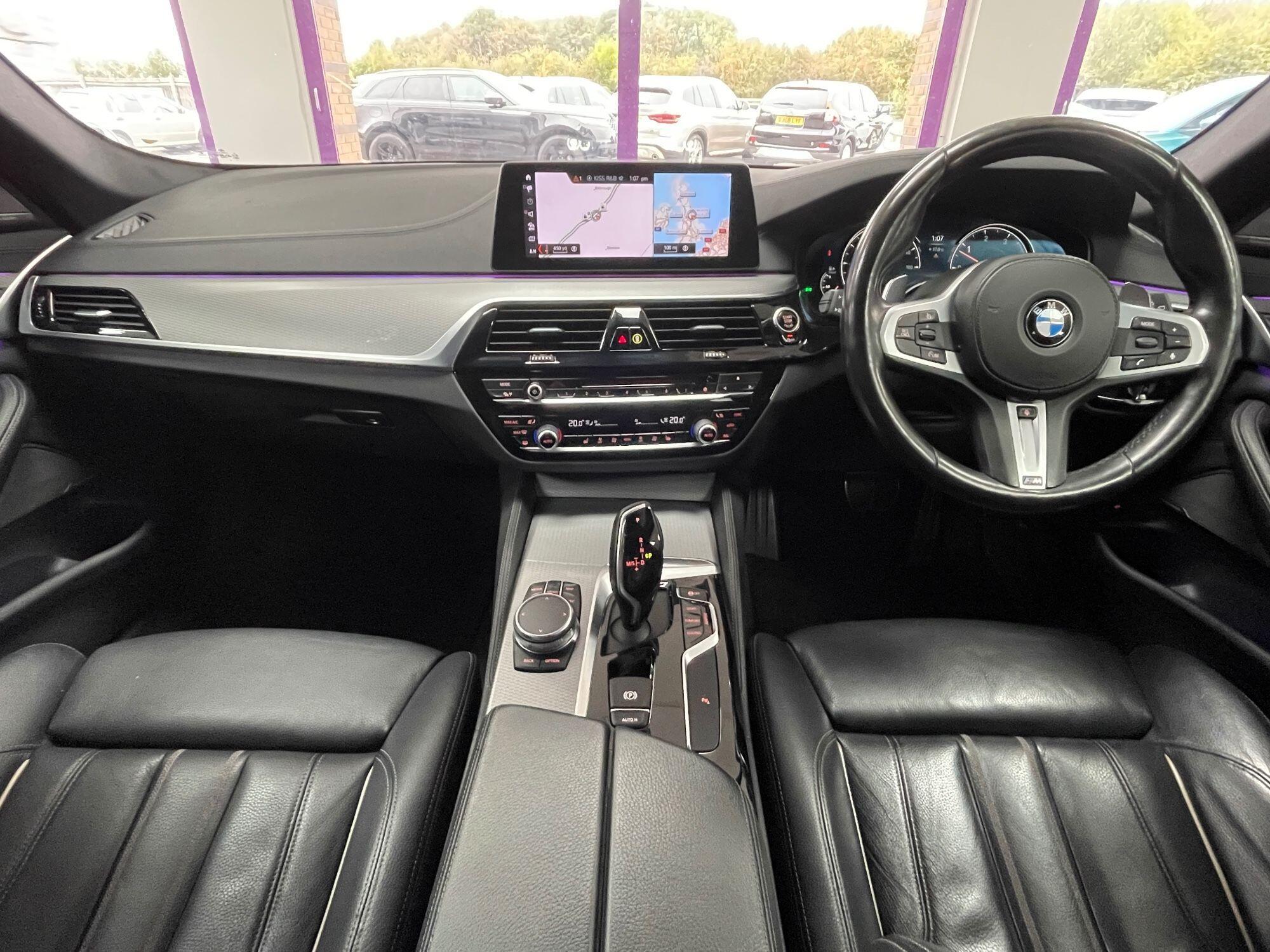 BMW 5 Series - Image 2