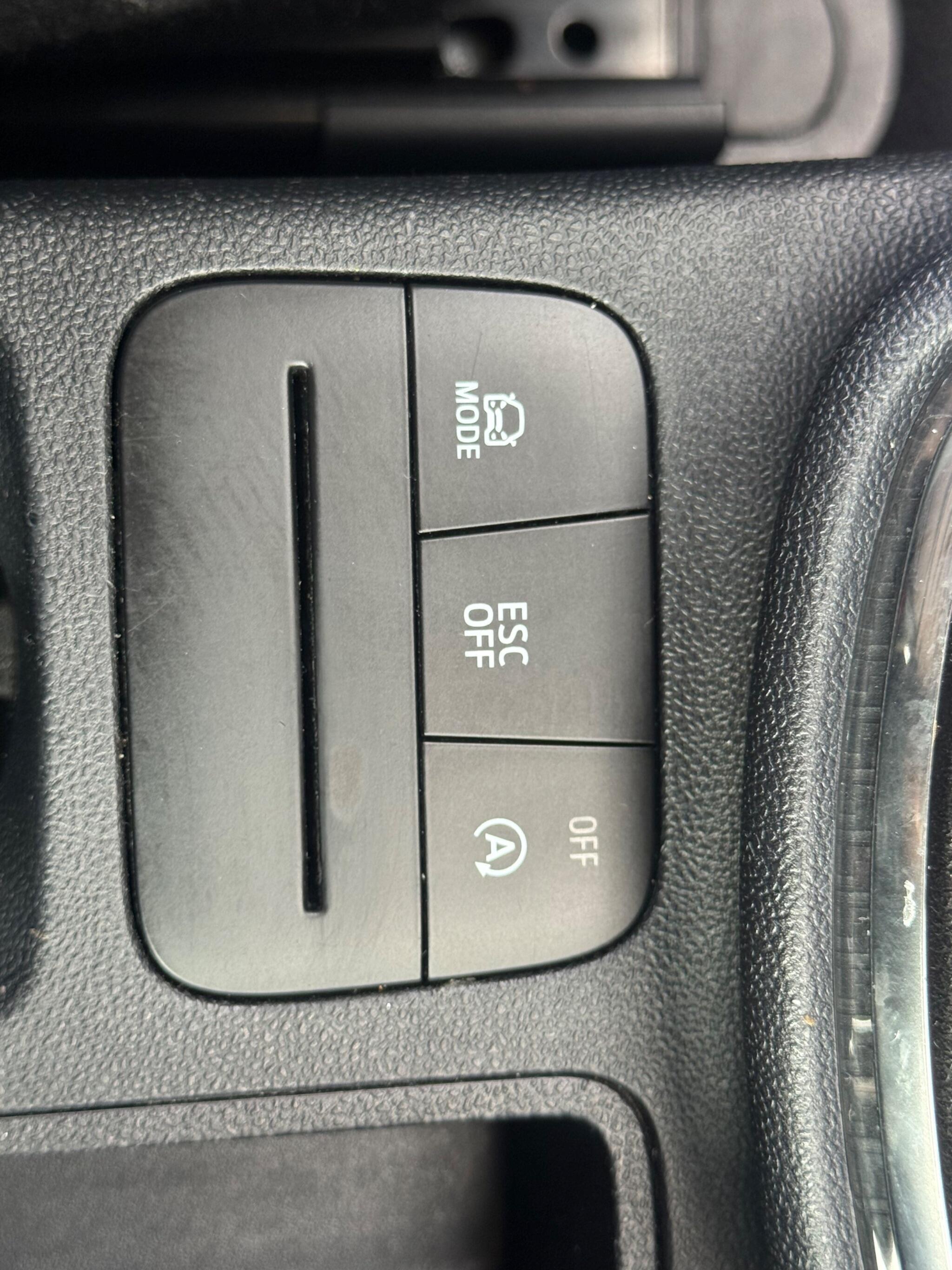 Ford Fiesta - Image 18