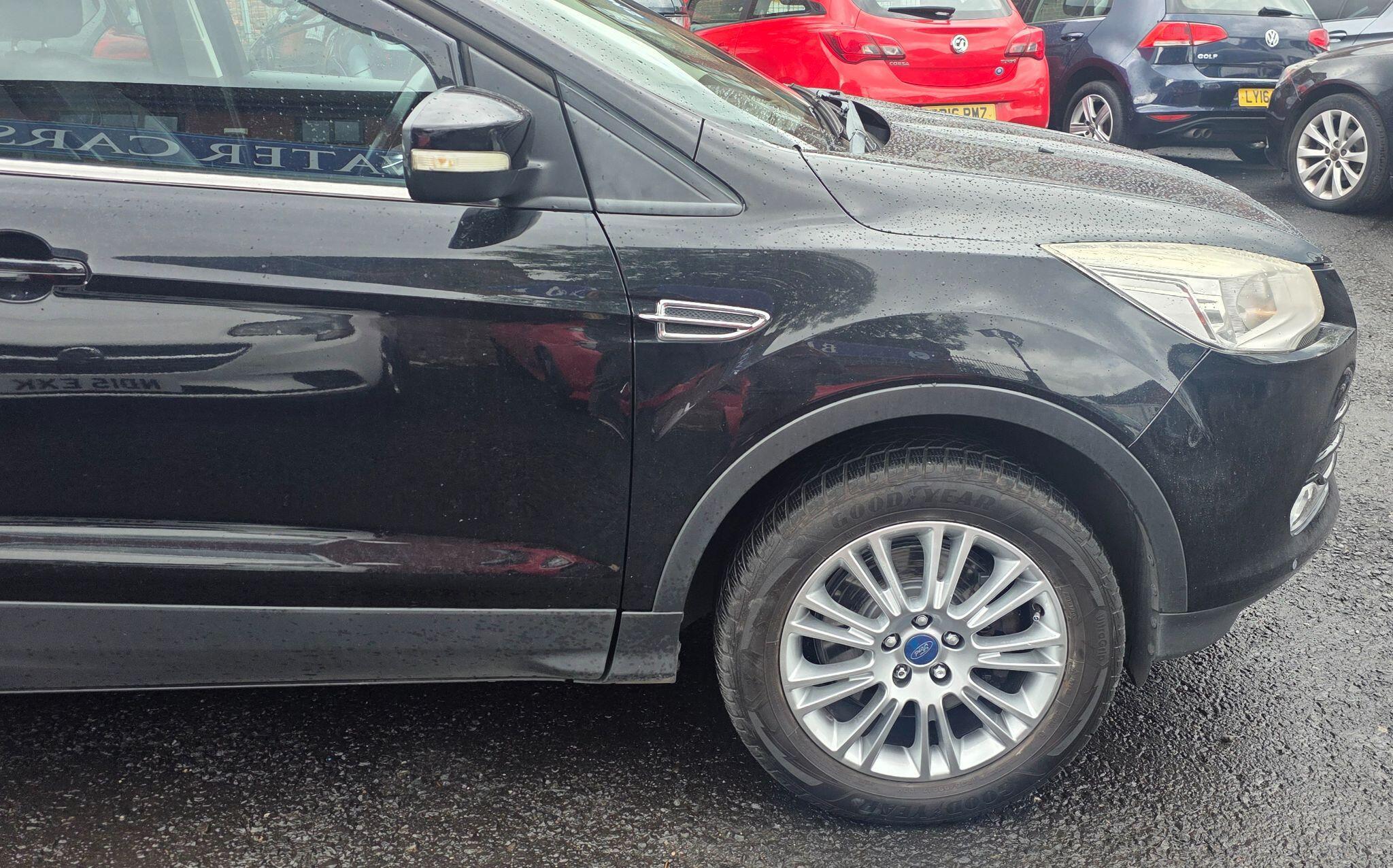 Ford Kuga - Image 9