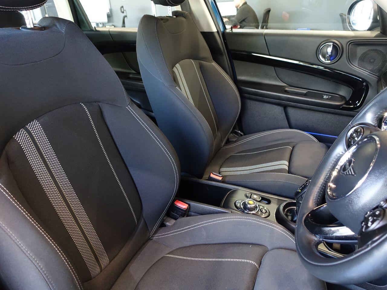 MINI Countryman - Image 9