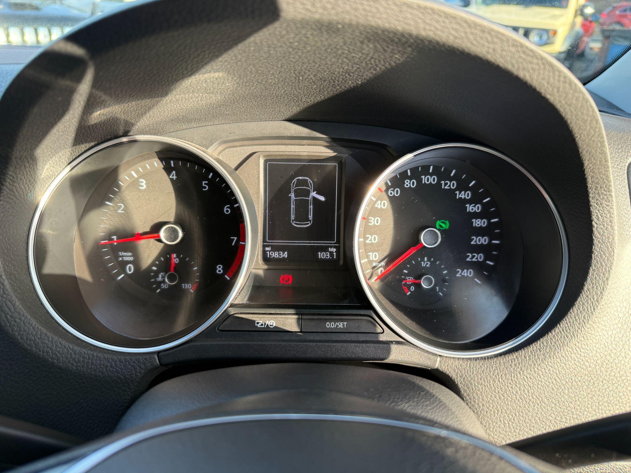 Volkswagen Polo - Image 38