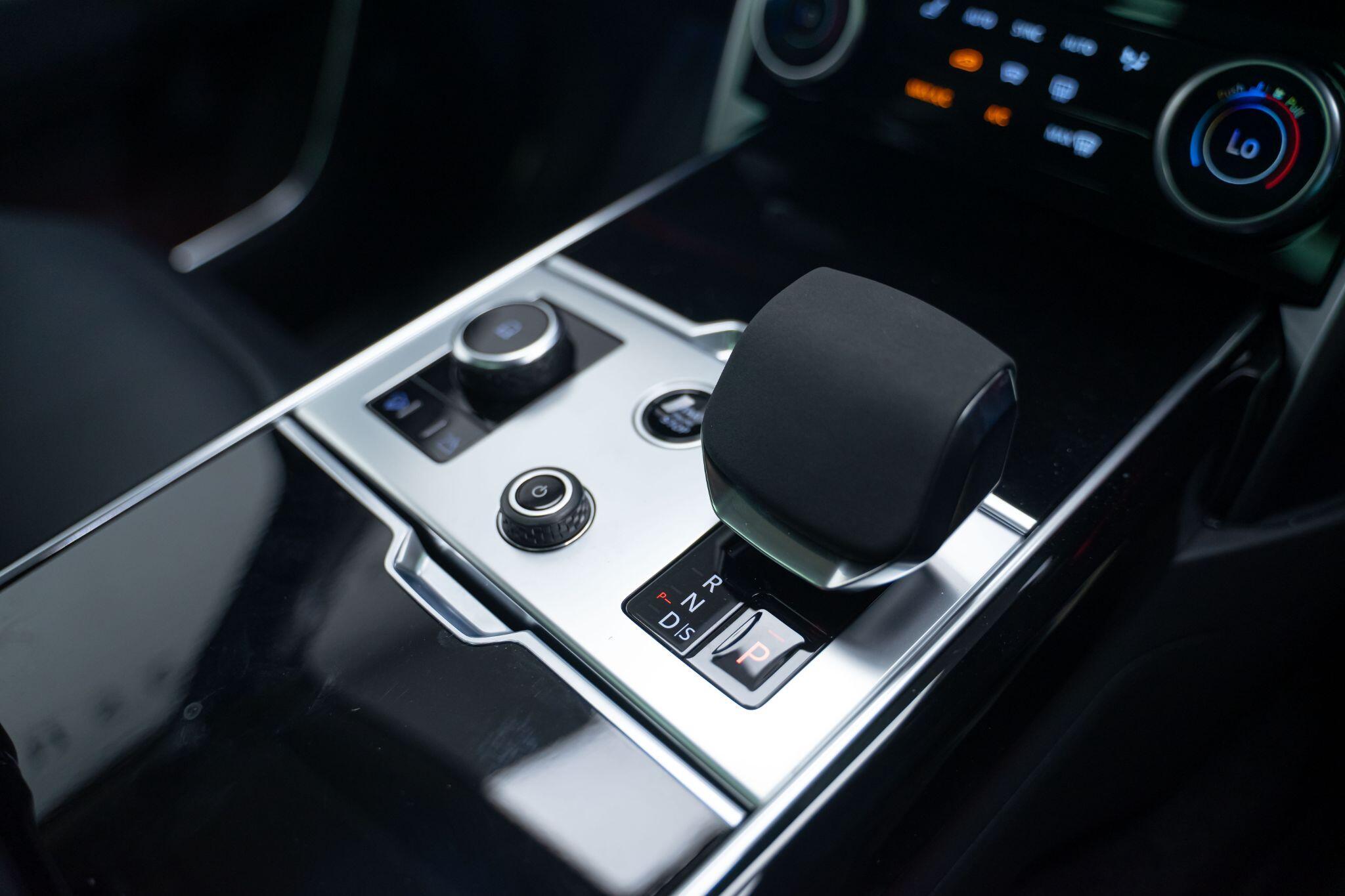 Land Rover Range Rover - Image 7