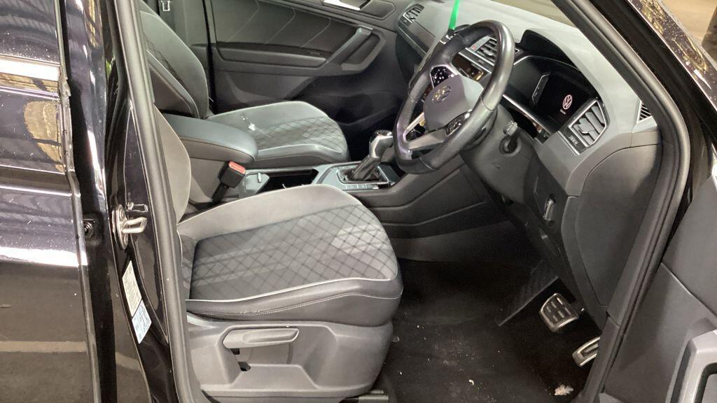 Volkswagen Tiguan - Image 5