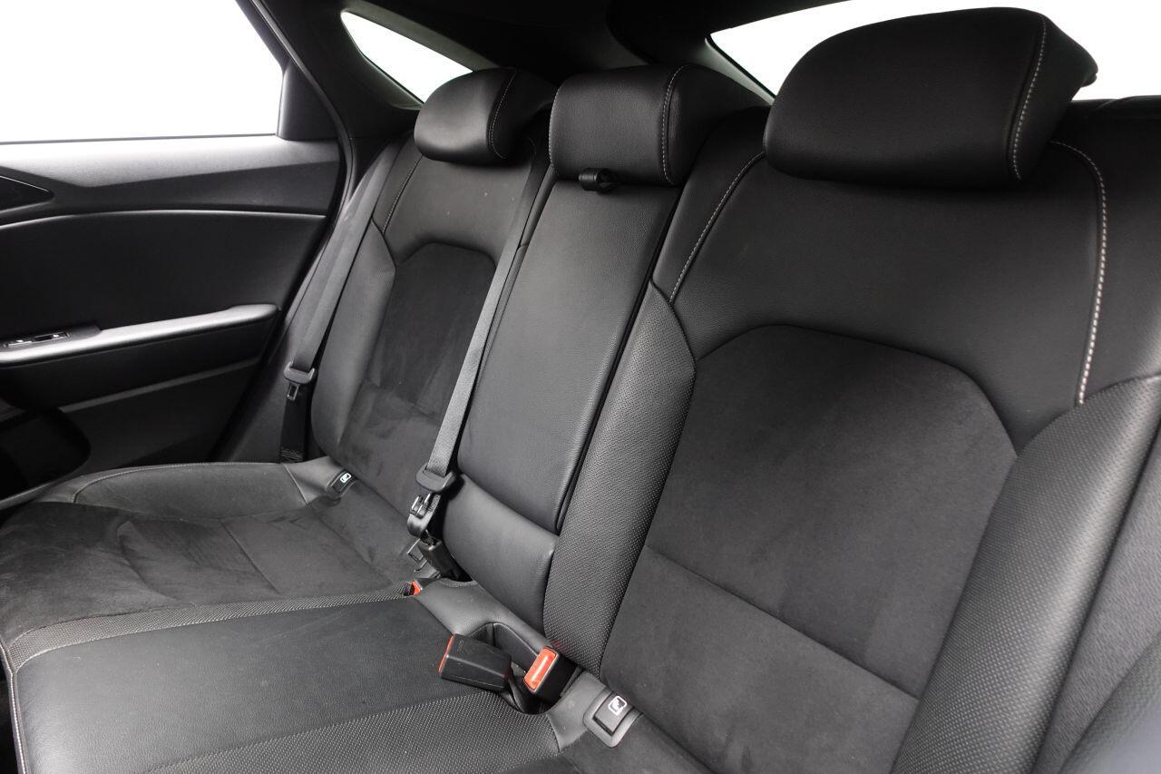 Kia ProCeed - Image 21
