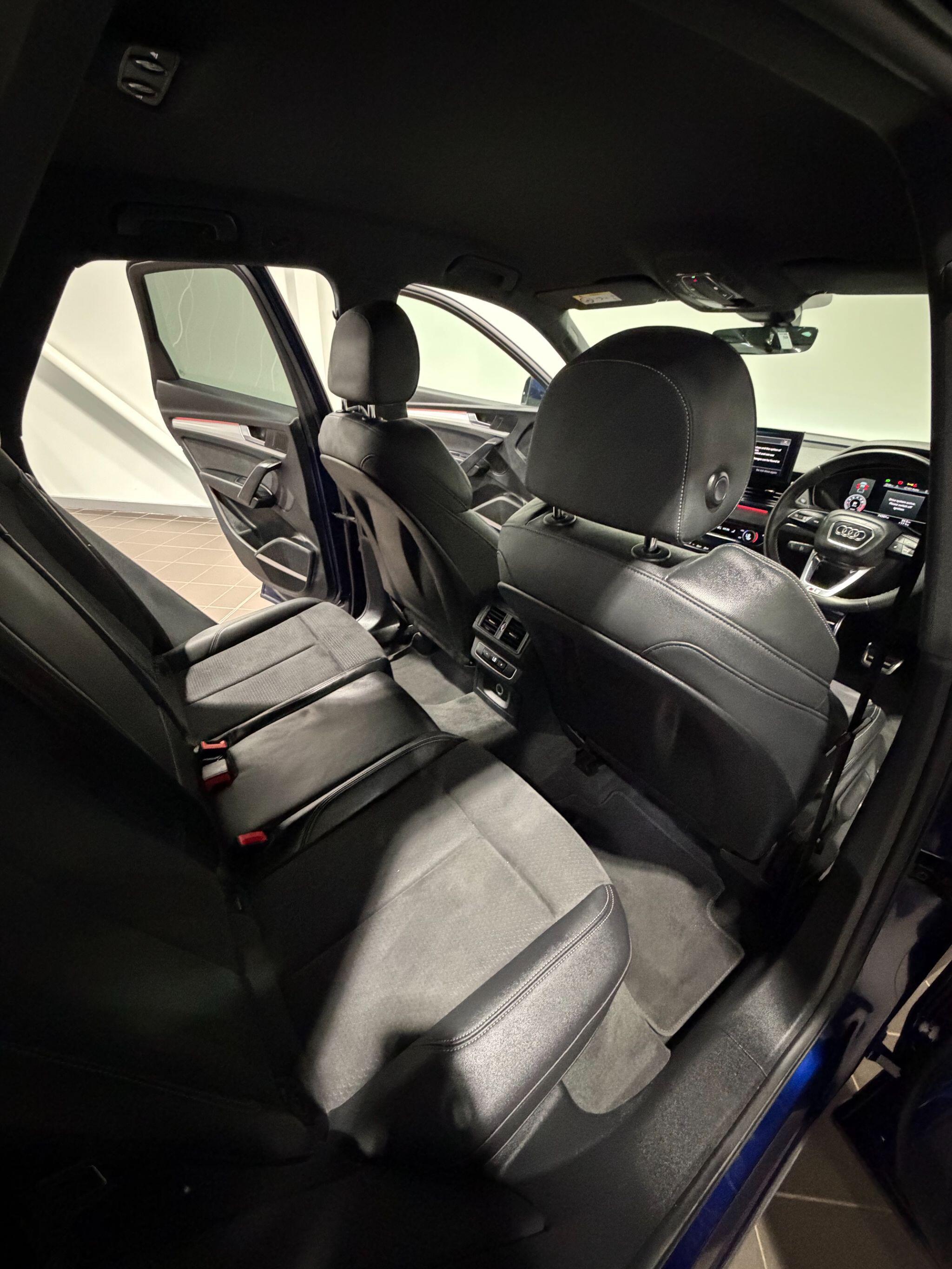 Audi Q5 - Image 13