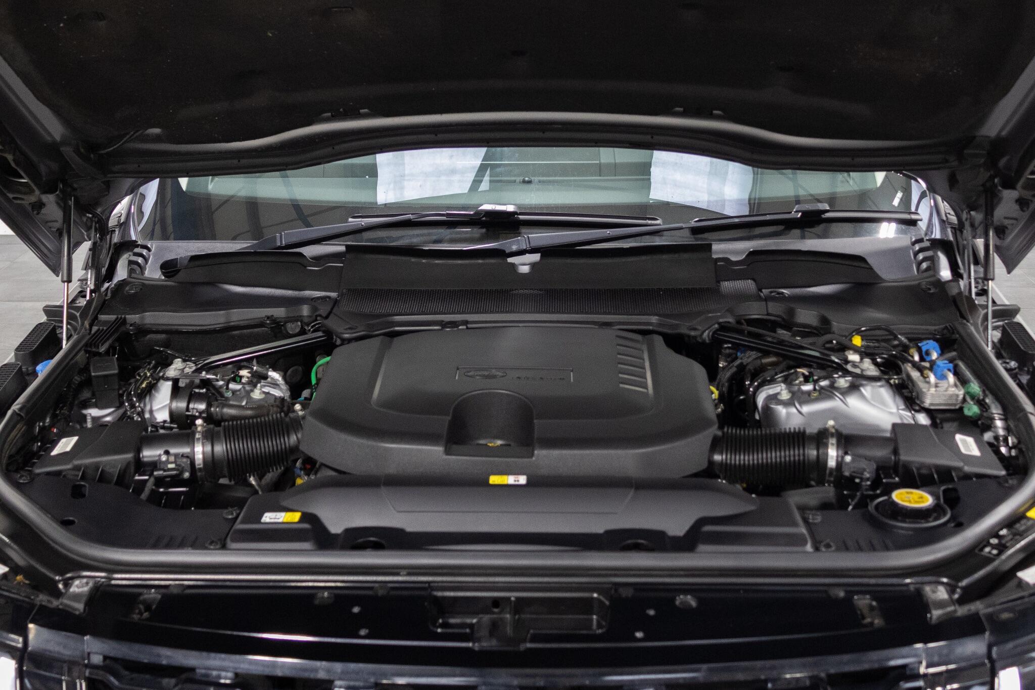 Land Rover Range Rover - Image 46