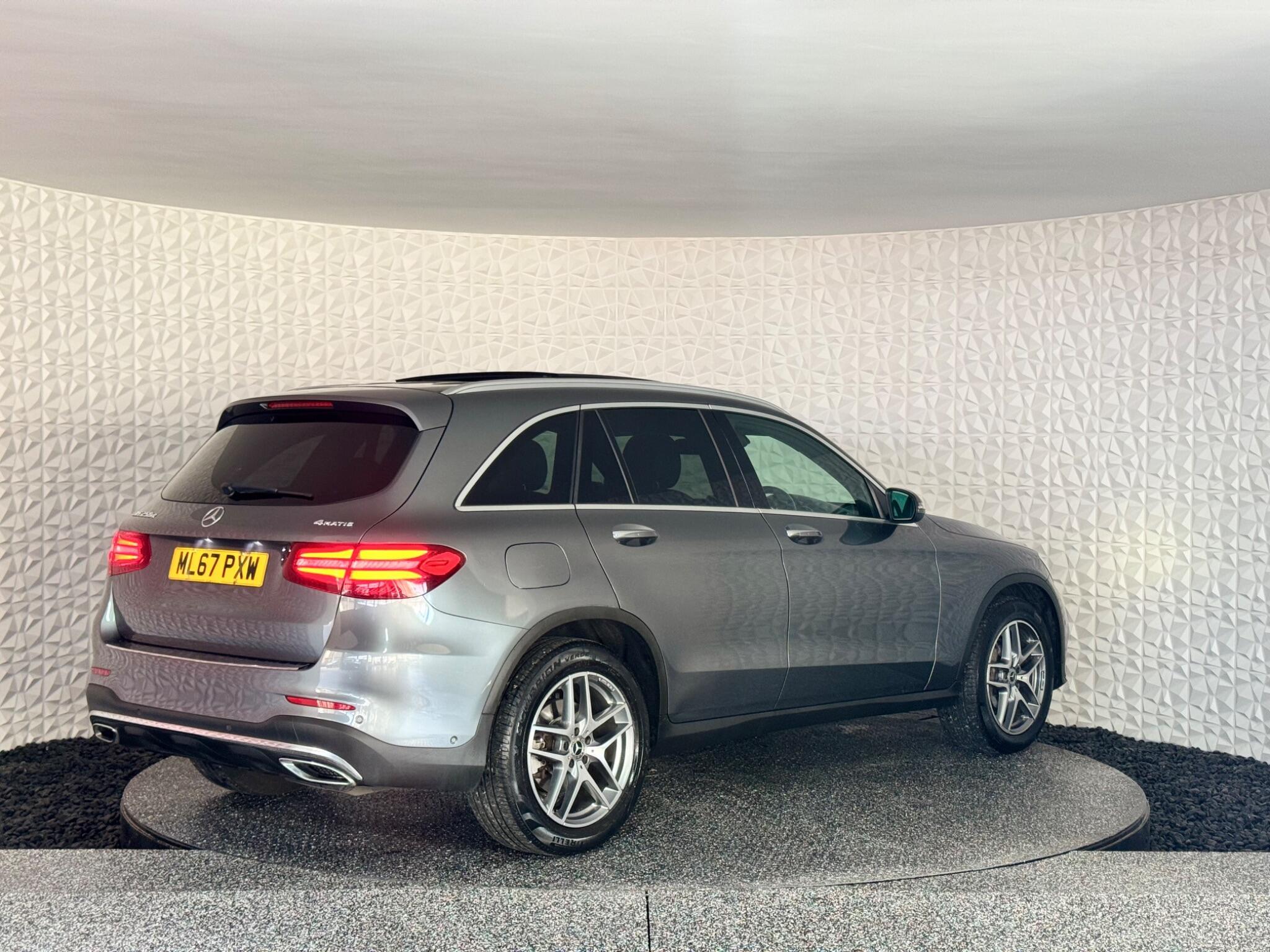 Mercedes GLC - Image 11