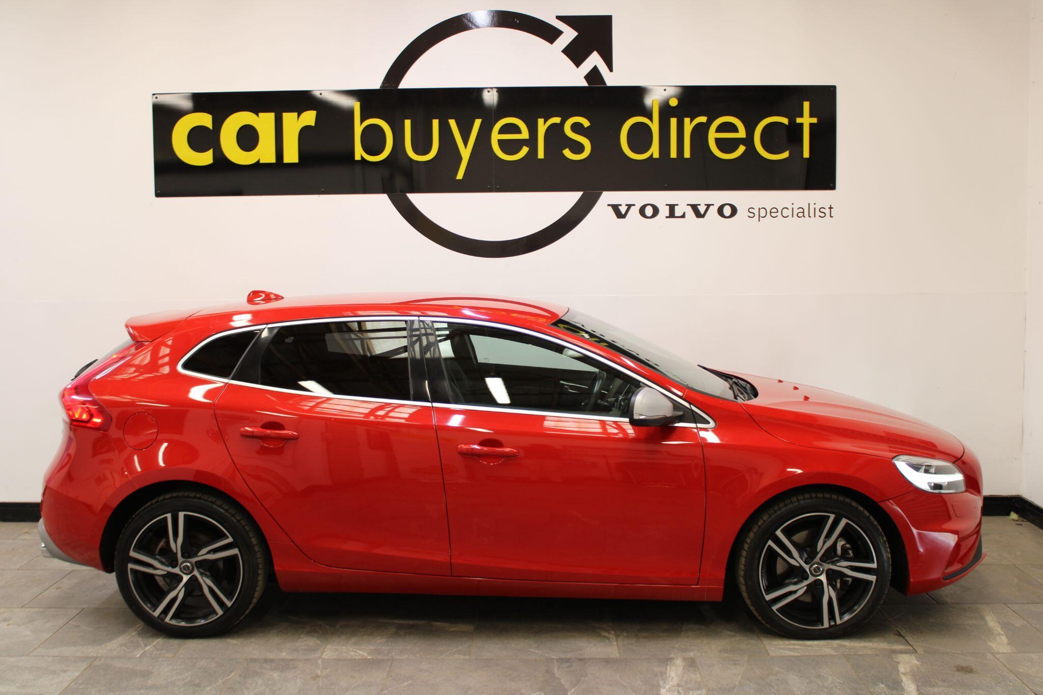 Volvo V40 - Image 8
