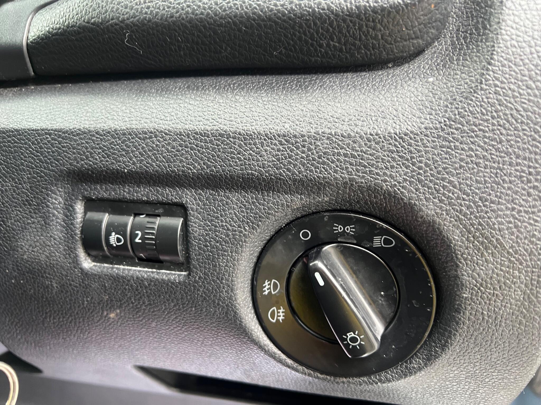 Skoda Fabia - Image 21