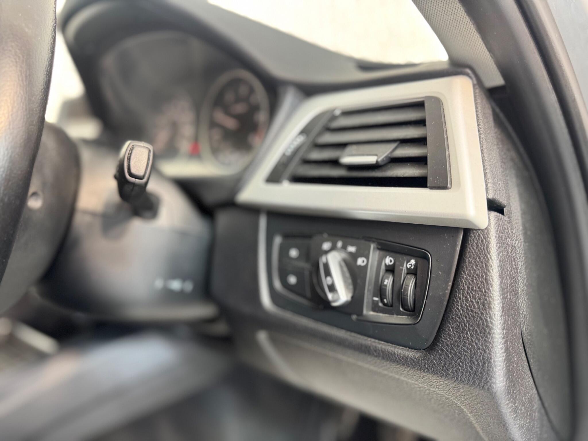 BMW 3 Series - Image 25