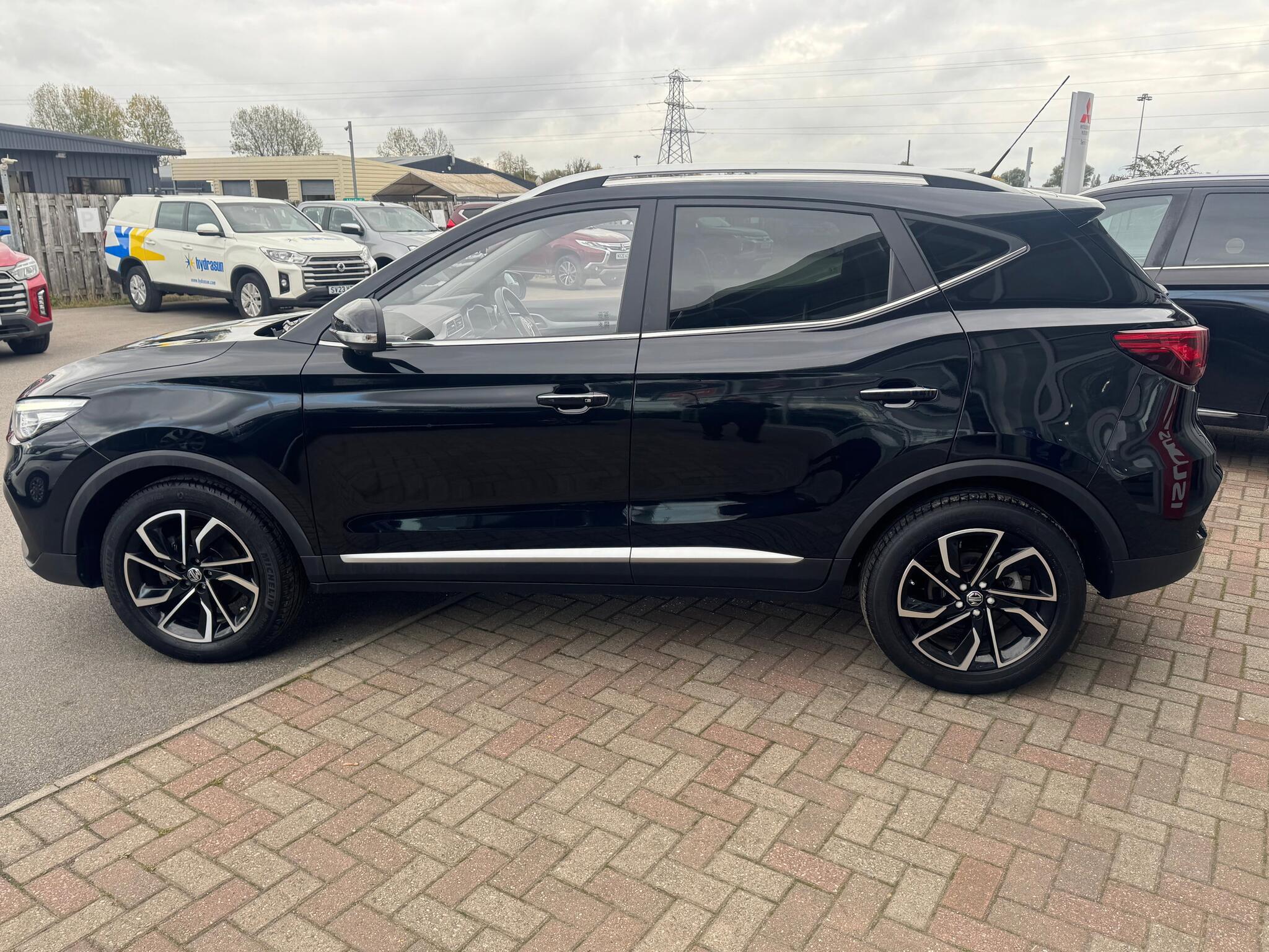 MG MG ZS - Image 4