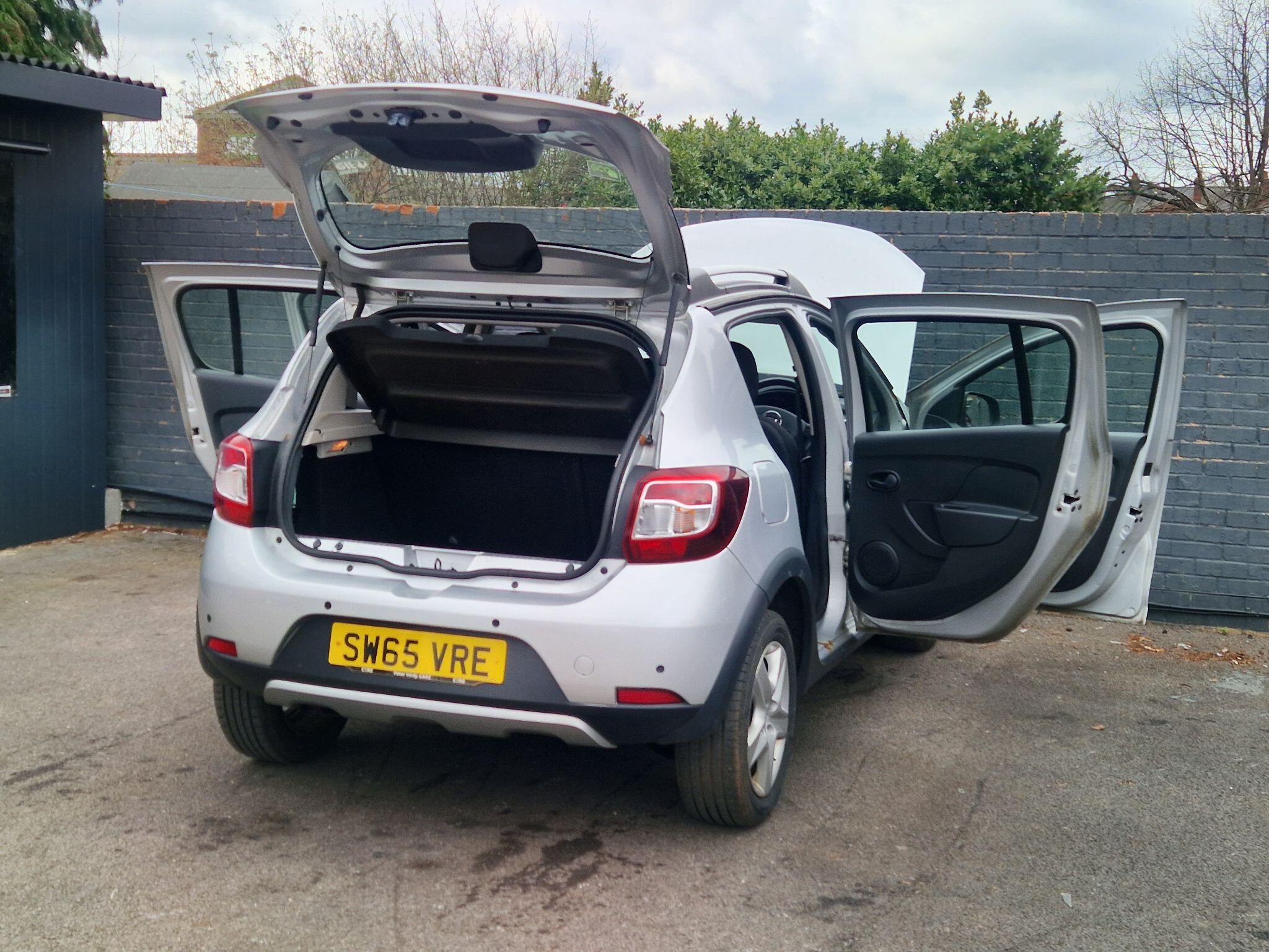 Dacia Sandero Stepway - Image 21